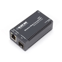 LGC135A-R3: Mode selon le SFP, (1) 10/100/1000 Mbps RJ45, (1) SFP (1000M), Connecteur selon SFP, Distance selon SFP, AC/USB/opt chassis